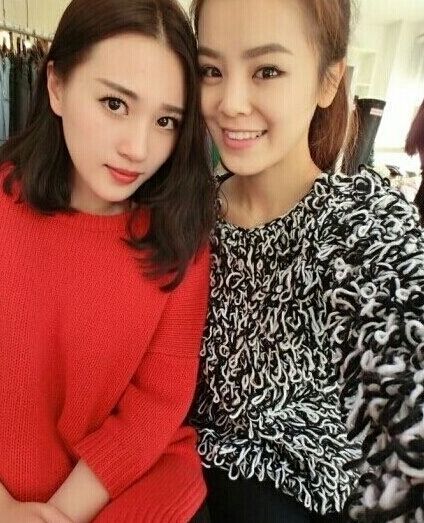 男同男团 密集的男同男团宣传活动