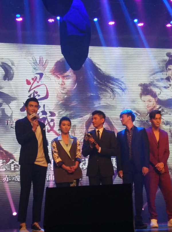 明里柚在线观看 维护清朗的明里网络空间