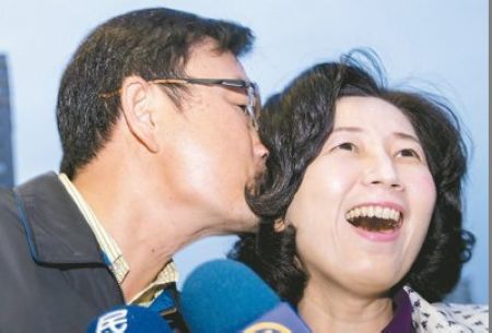 亚洲中文无码亚洲人在线观看-