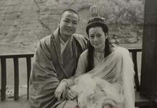 国产精品美女一区二区视频 找到属于自己的美女乐趣