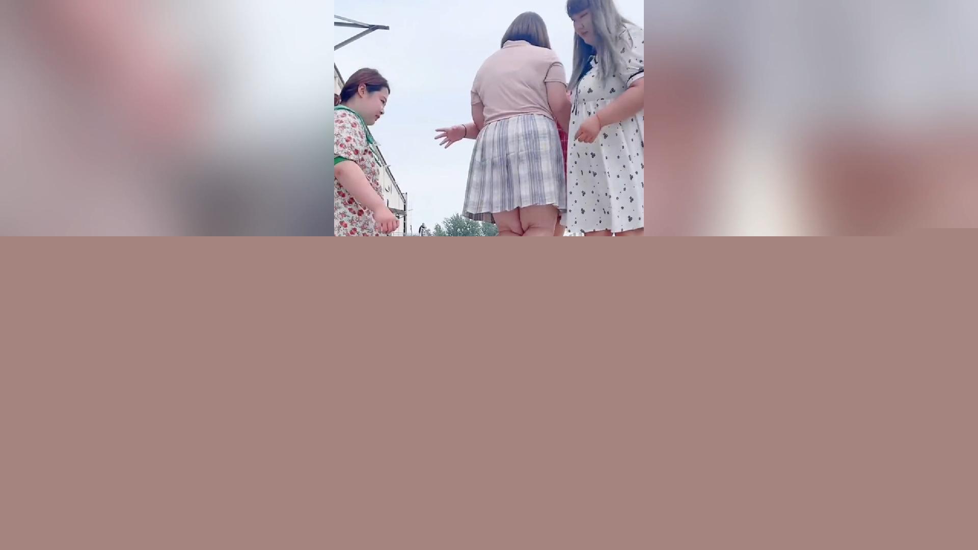 国产精品伦一区二区三级视频 又具备了广泛的国产观众基础