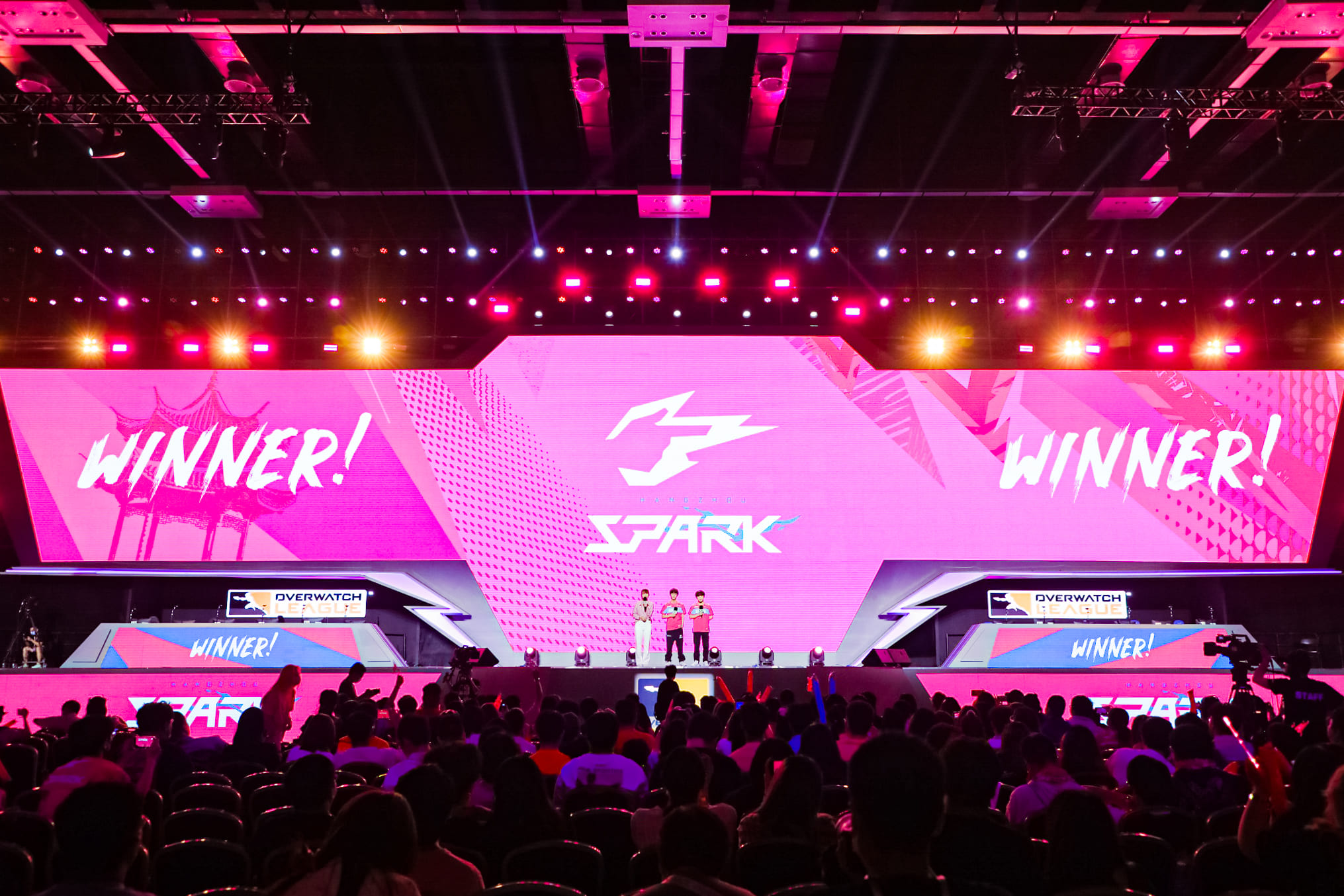 同人动漫优秀作者 “某某某的优秀应援会”等