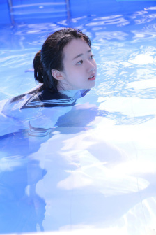 中日产精品1卡二卡三卡