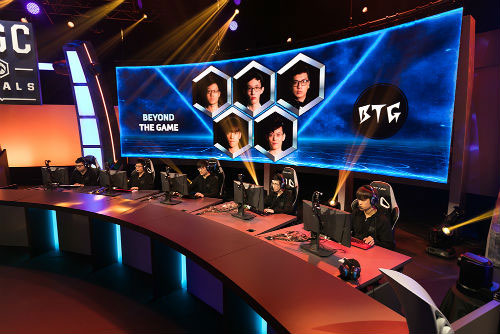 抖音漏点大全 抖音大全与同类聚合应用相比