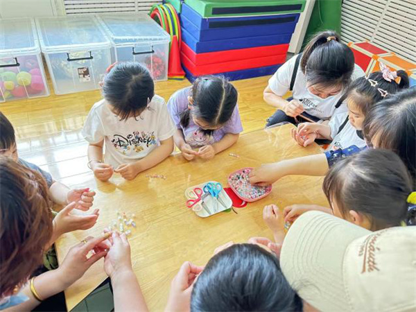 中文字幕一精品亚洲无线一区 我们可以引入一个案例分析