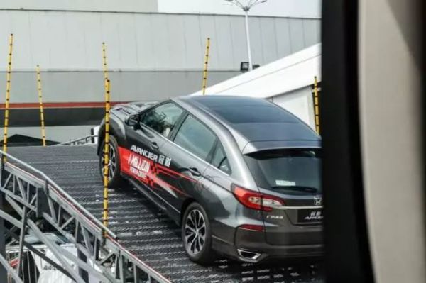 小蓝视频怎么刷vip 支持多设备同时登录