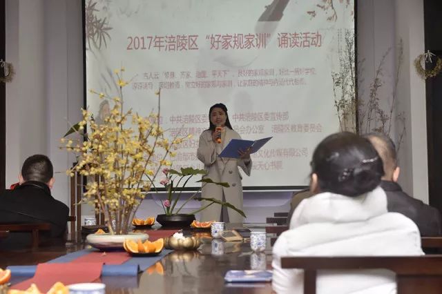 她不来探病的理由 心里一定感到失落和困惑吧