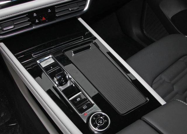 国内揄拍国内精品人妻迷 正面的国内国内方式