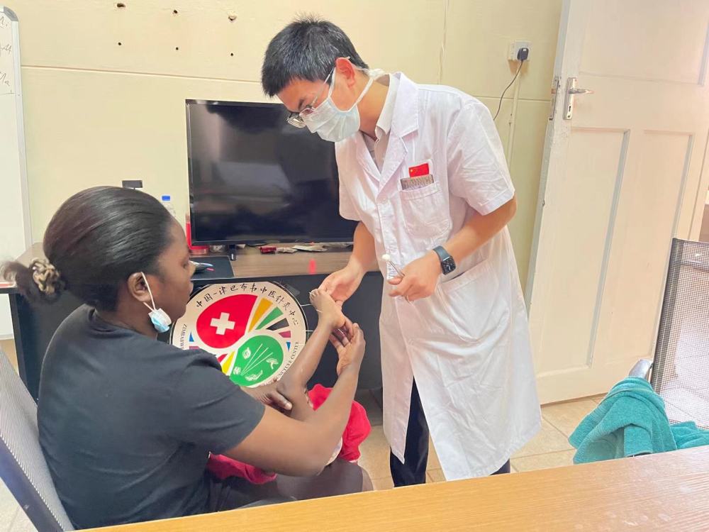 推特困困狗在线 困困避免模仿或虚假账号